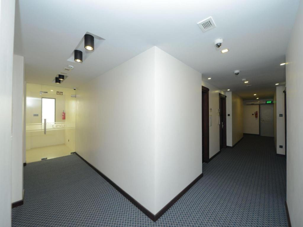 Hotel Lexus Rangoon Buitenkant foto